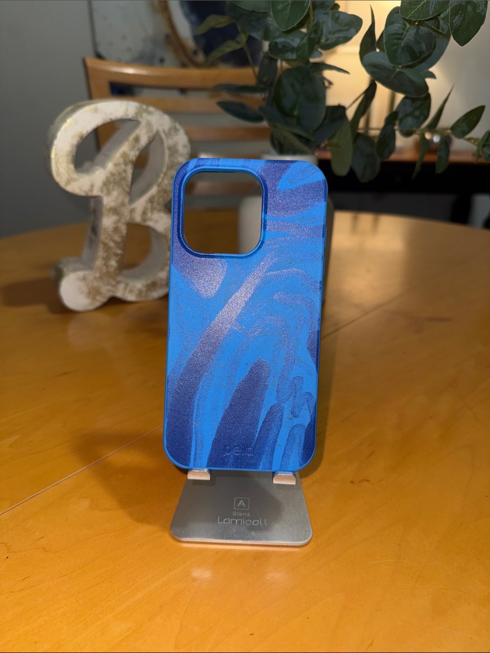 Pela iPhone 16 Pro Case- Electric Blue Blue Study